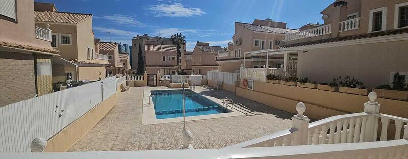 3 Cuarto Villa en venta