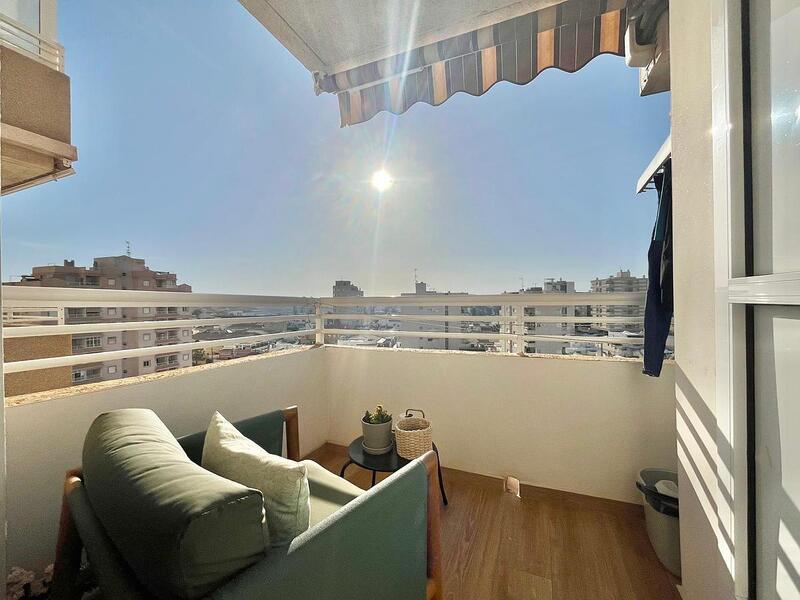 Leilighet til salgs i Torrevieja, Alicante