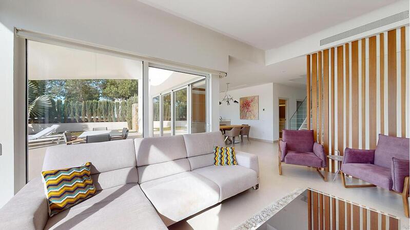4 bedroom Villa for sale