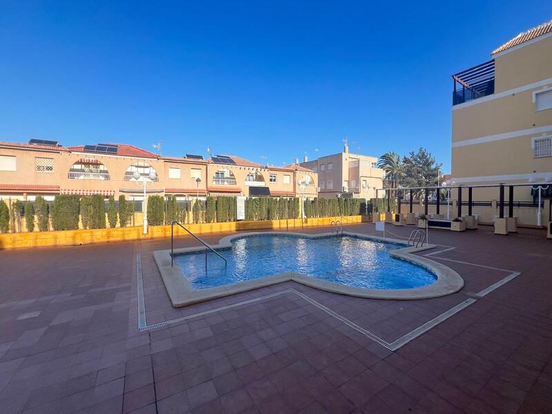 Apartamento en venta en Mar de Cristal, Murcia