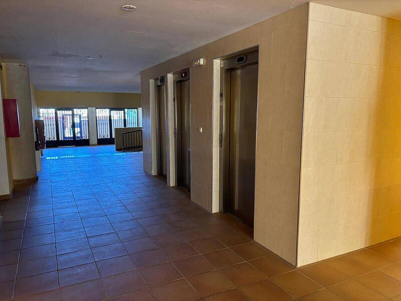 2 slaapkamer Appartement Te koop