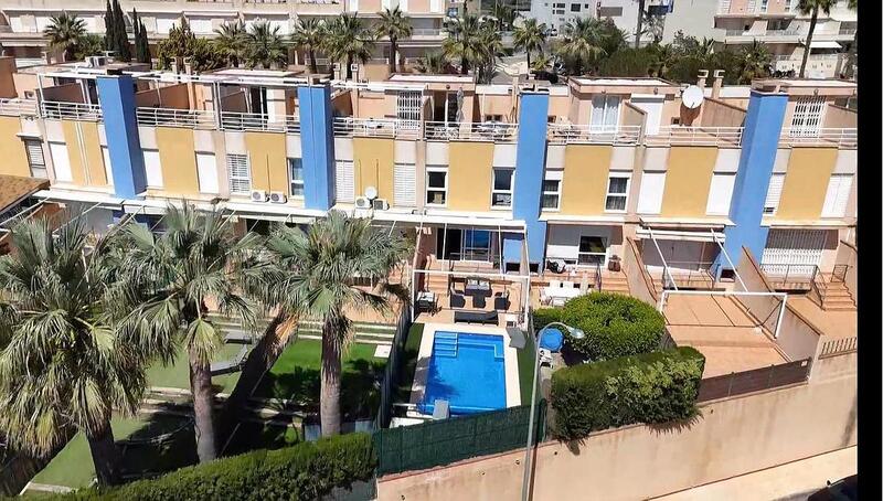 3 Cuarto Villa en venta