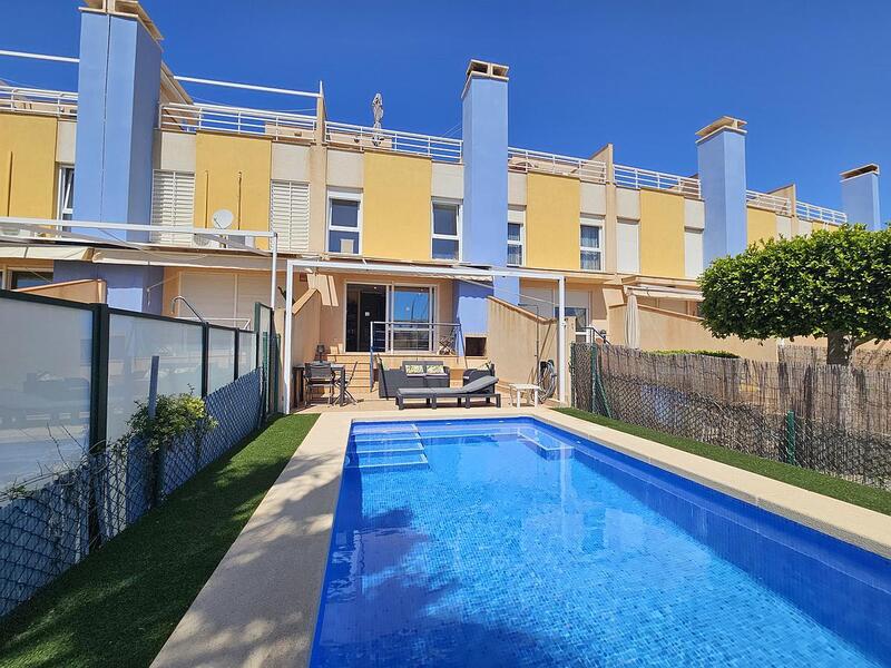 3 Cuarto Villa en venta