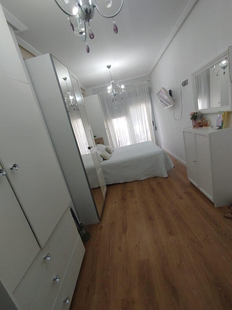 4 chambre Appartement à vendre