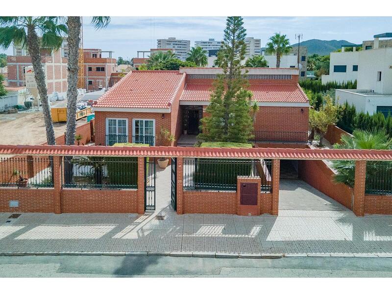 Villa for sale in Playa Honda, Murcia