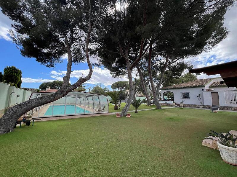 3 bedroom Villa for sale