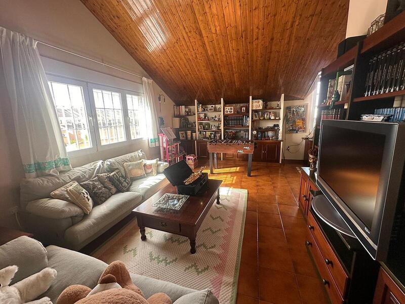 4 Schlafzimmer Villa zu verkaufen