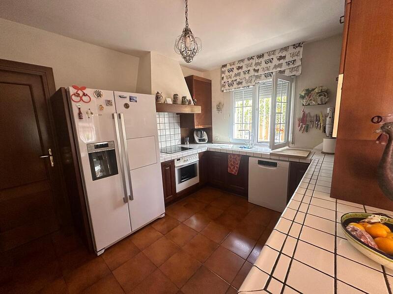 4 Schlafzimmer Villa zu verkaufen
