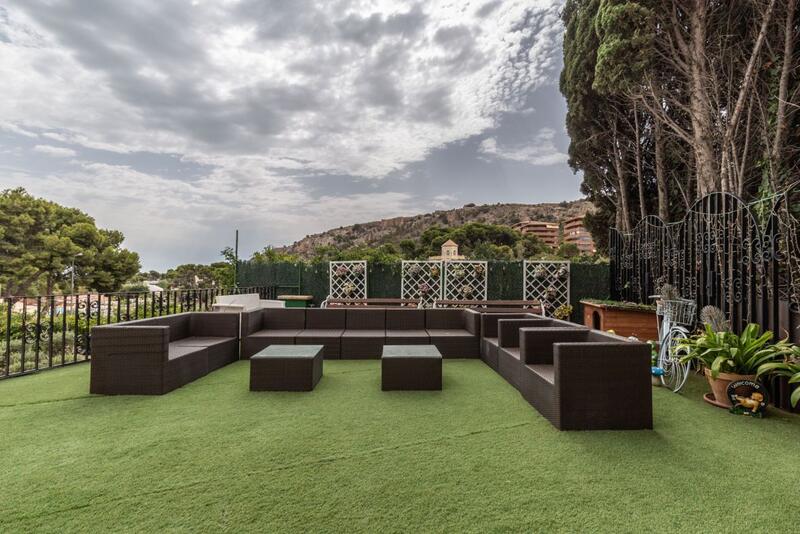 Villa til salg i Alacant/Alicante, Alicante