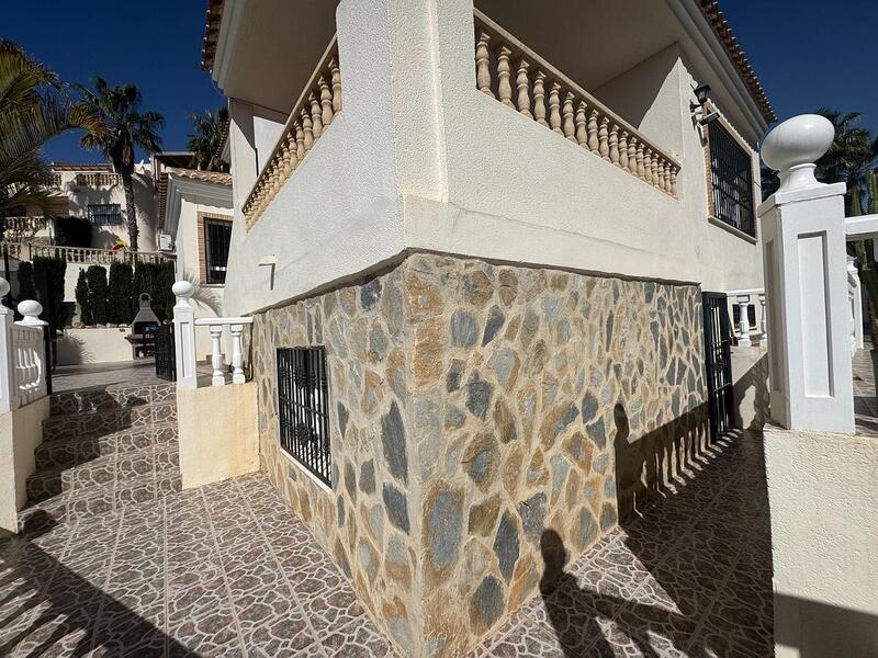 5 chambre Villa à vendre