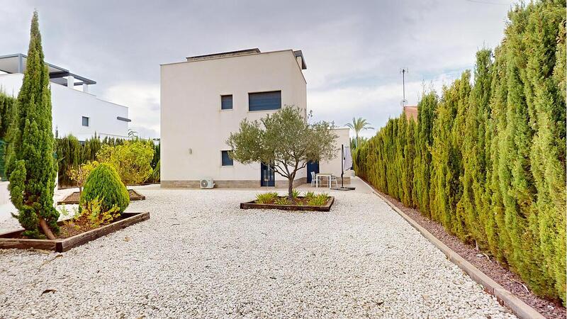 4 Schlafzimmer Villa zu verkaufen