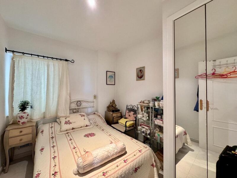 2 slaapkamer Appartement Te koop