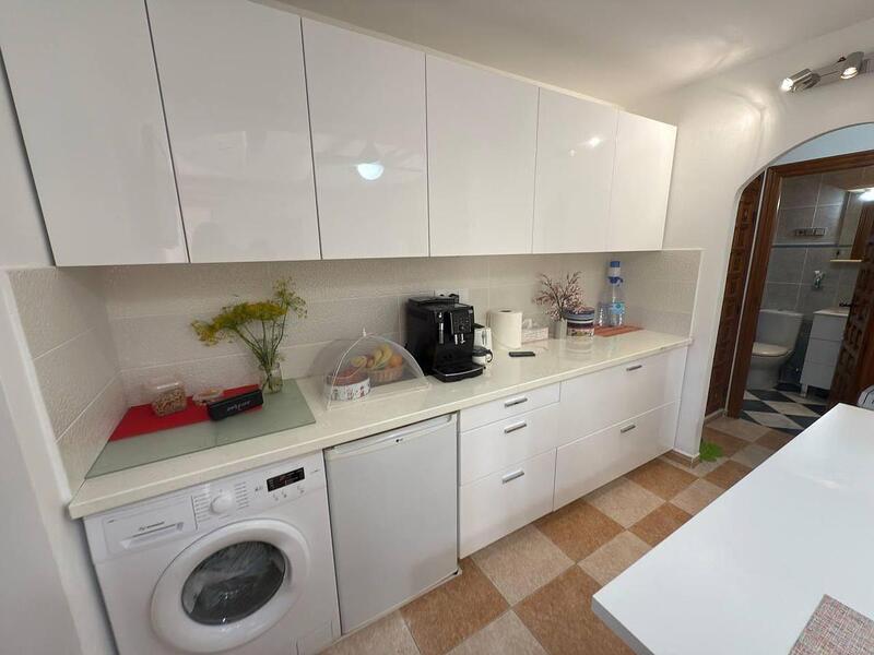 2 bedroom Townhouse for sale