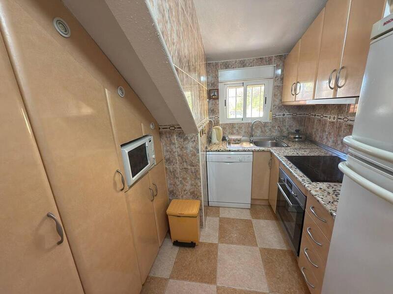 2 bedroom Townhouse for sale
