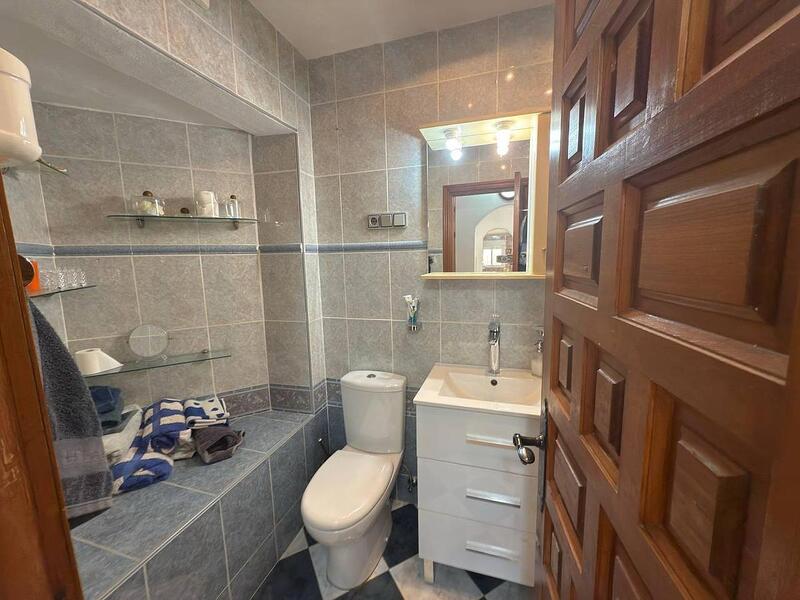 2 bedroom Townhouse for sale