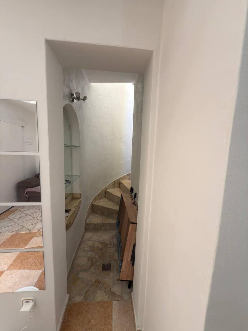 2 bedroom Townhouse for sale