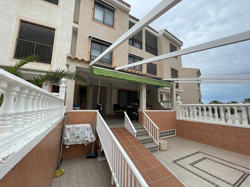 Townhouse for sale in Guardamar del Segura, Alicante