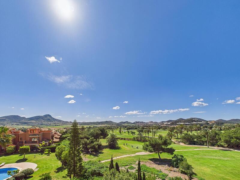 4 bedroom Townhouse for sale