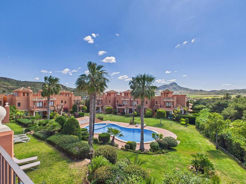 4 bedroom Townhouse for sale