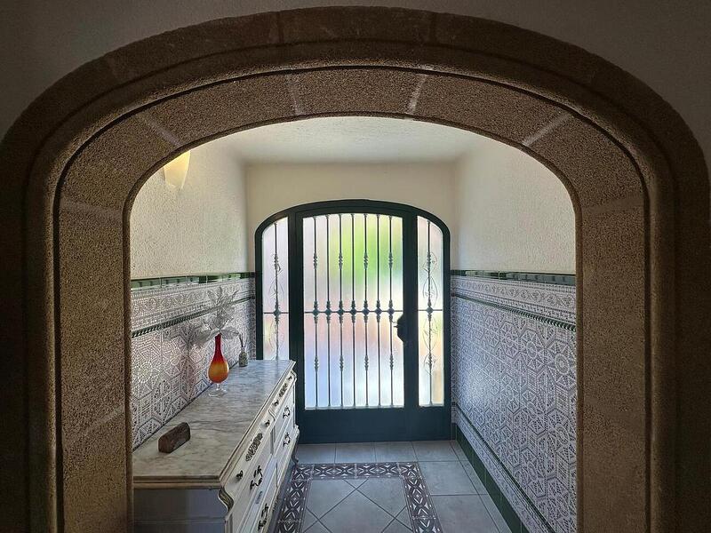 4 Schlafzimmer Villa zu verkaufen