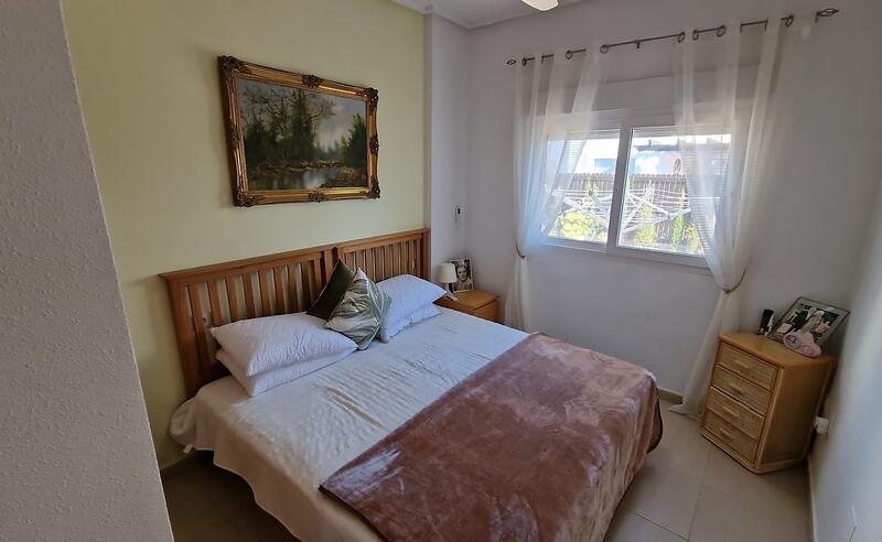 2 Cuarto Villa en venta
