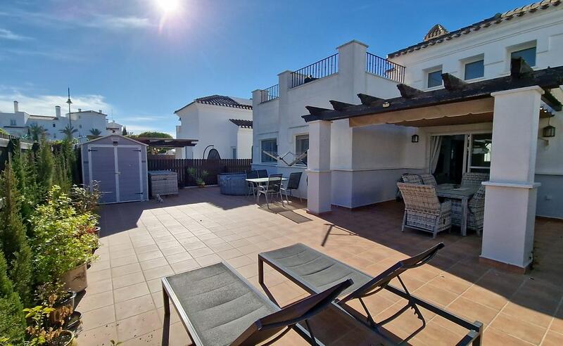 2 Cuarto Villa en venta