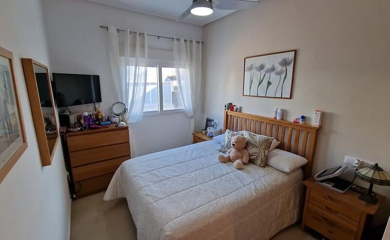 2 Cuarto Villa en venta