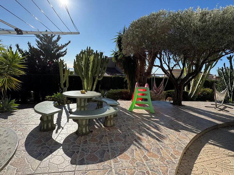 5 bedroom Villa for sale