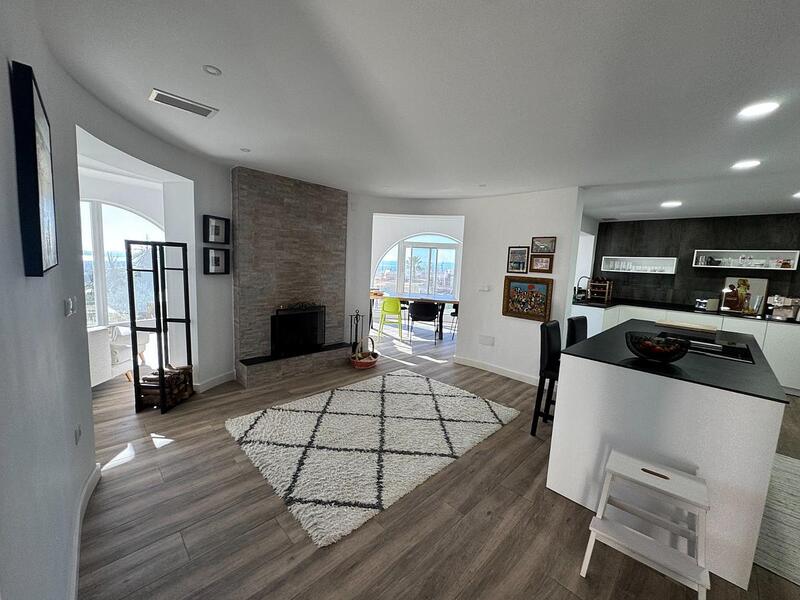 5 bedroom Villa for sale