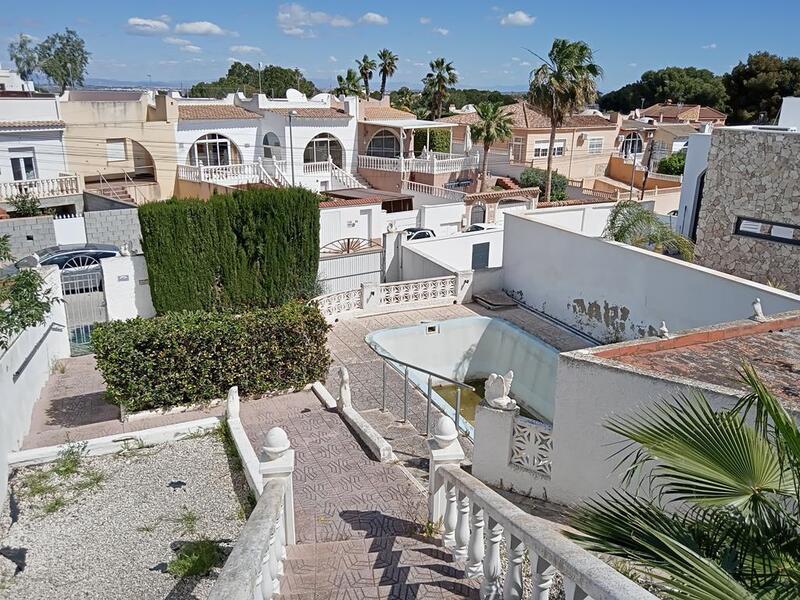 Деревенский Дом продается в Torrevieja, Alicante