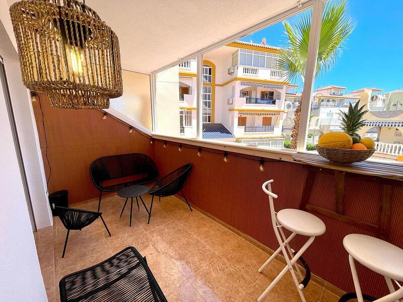 Lejlighed til salg i Torrevieja, Alicante