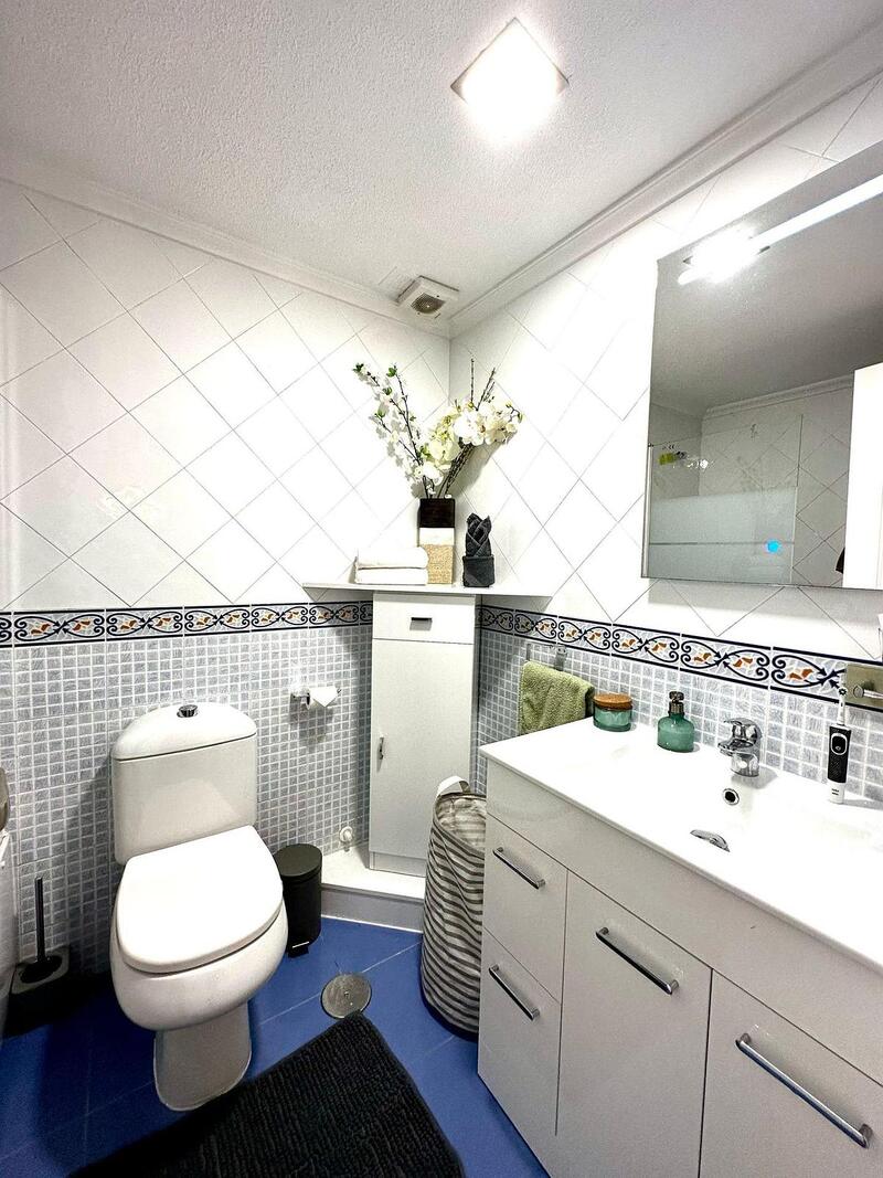 2 slaapkamer Appartement Te koop