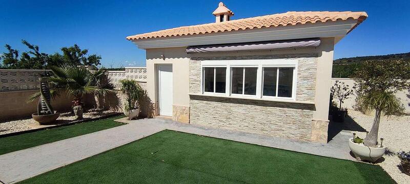 4 bedroom Villa for sale
