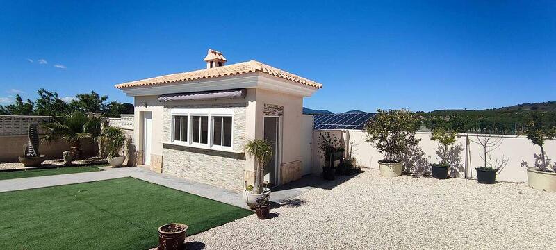 4 bedroom Villa for sale