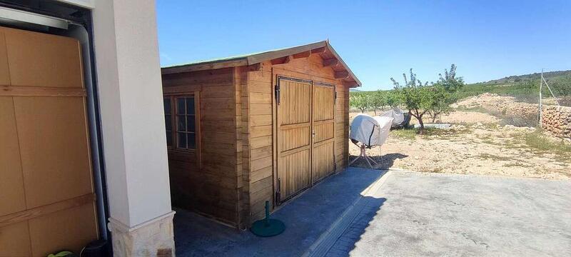 4 bedroom Villa for sale