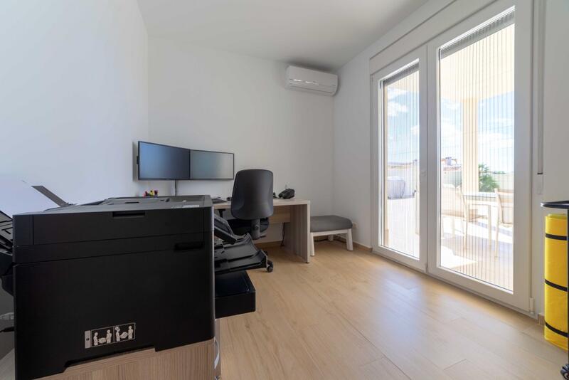 4 Cuarto Villa en venta