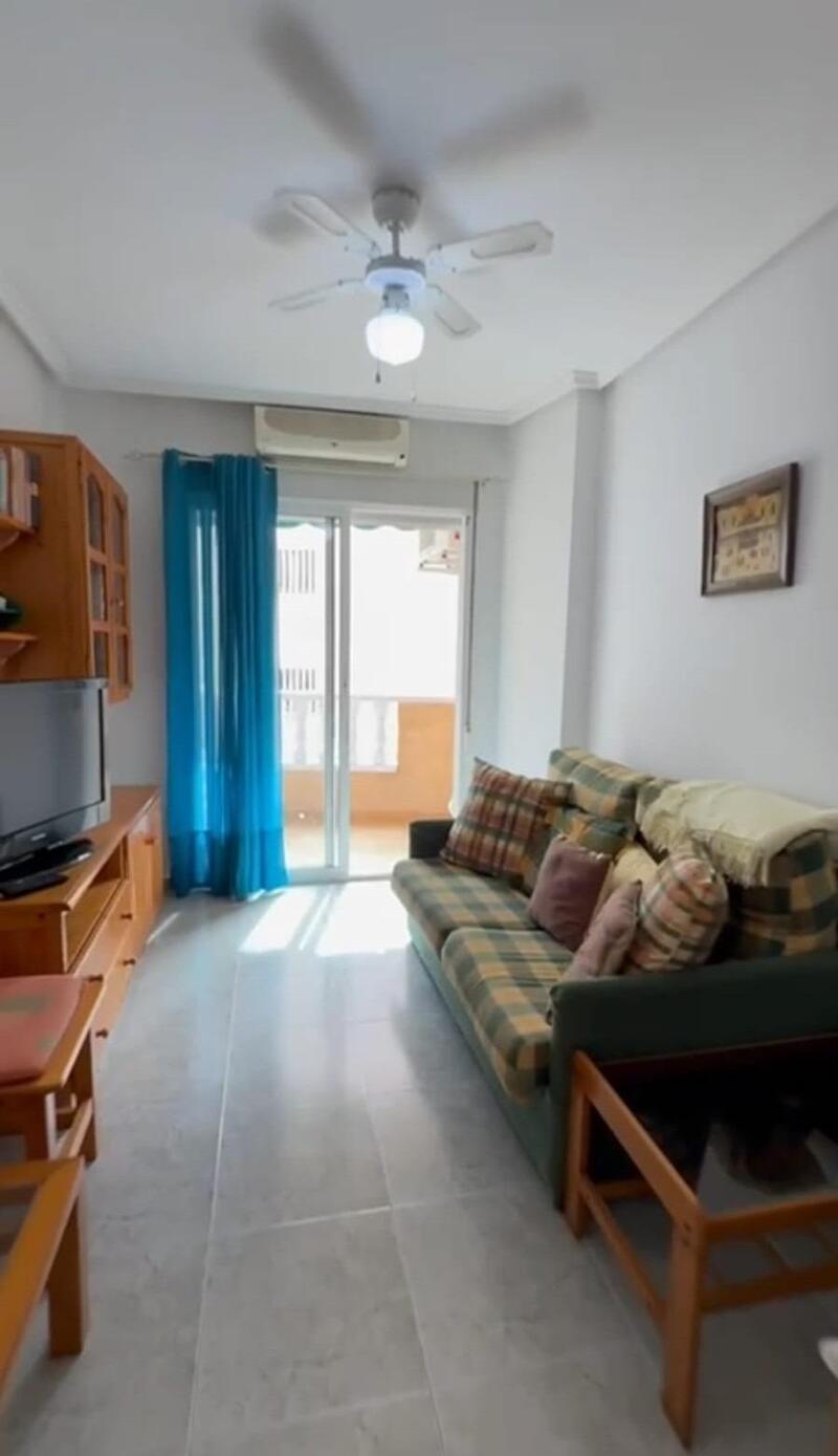 Lejlighed til salg i Torrevieja, Alicante