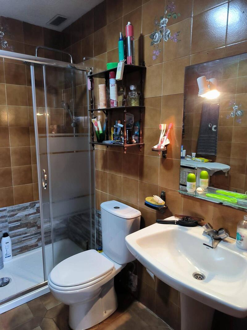 7 Schlafzimmer Stadthaus zu verkaufen