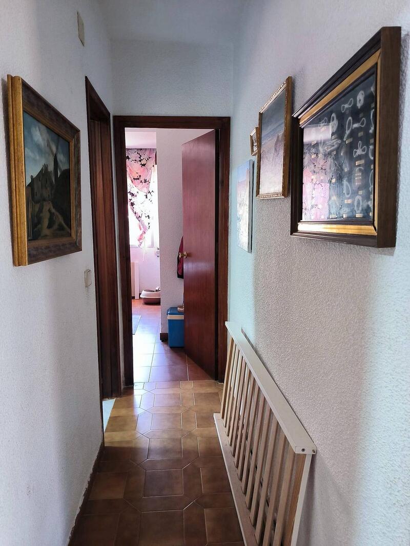 7 Schlafzimmer Stadthaus zu verkaufen
