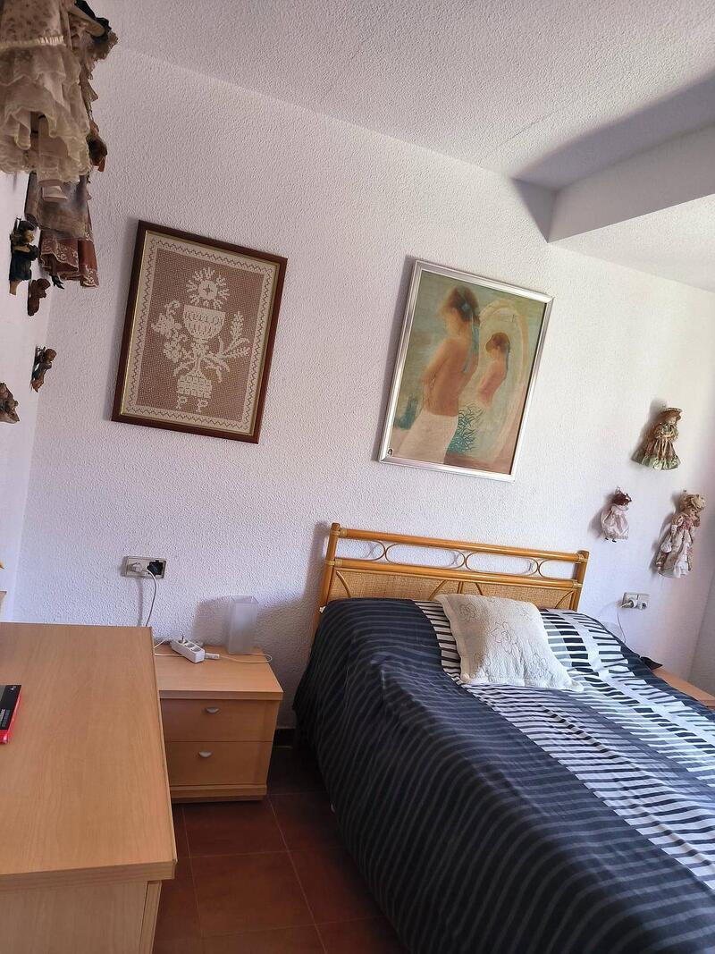 7 Schlafzimmer Stadthaus zu verkaufen