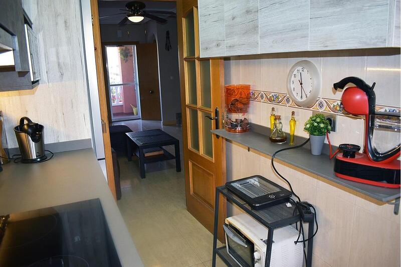 4 slaapkamer Gezinswoning Te koop