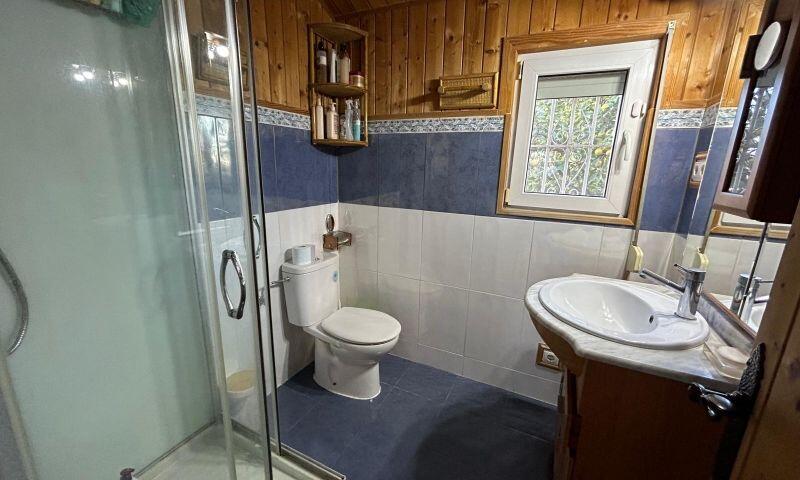 6 bedroom Country House for sale