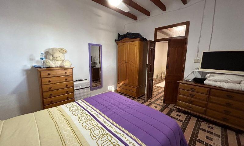 6 bedroom Country House for sale