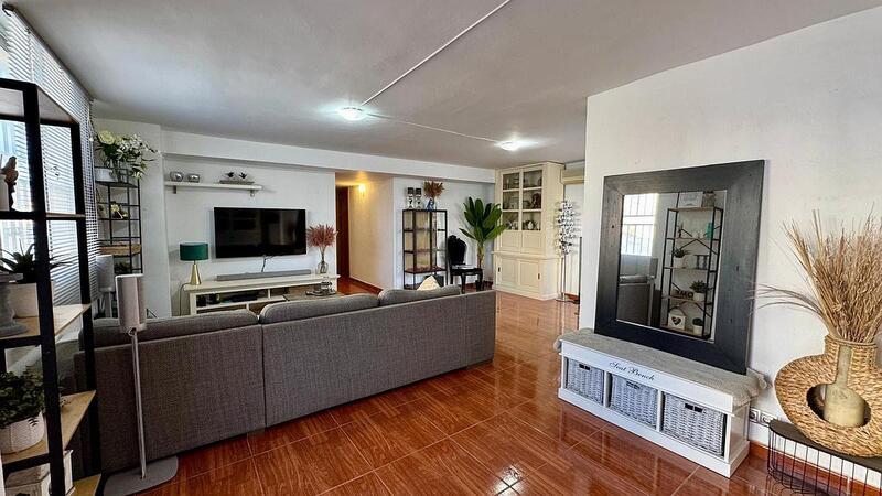 4 Cuarto Villa en venta