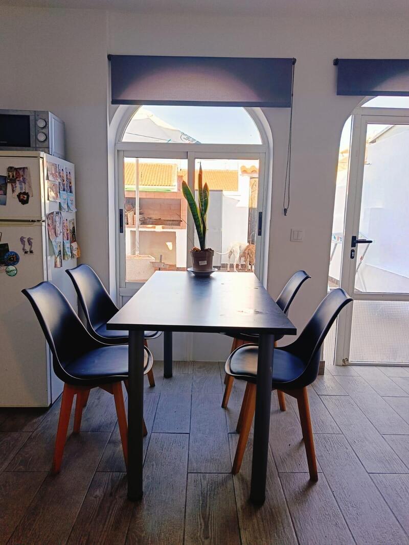 2 Schlafzimmer Stadthaus zu verkaufen