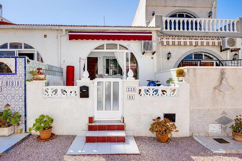 городская тюрьма продается в Torrevieja, Alicante