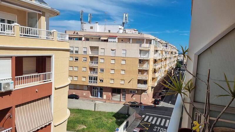 3 bedroom Apartment for sale