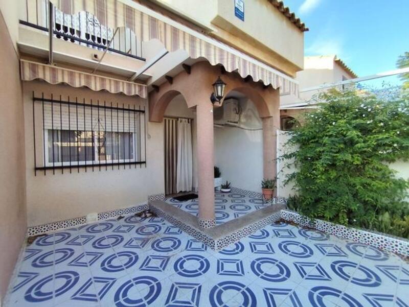 3 Cuarto Adosado en venta