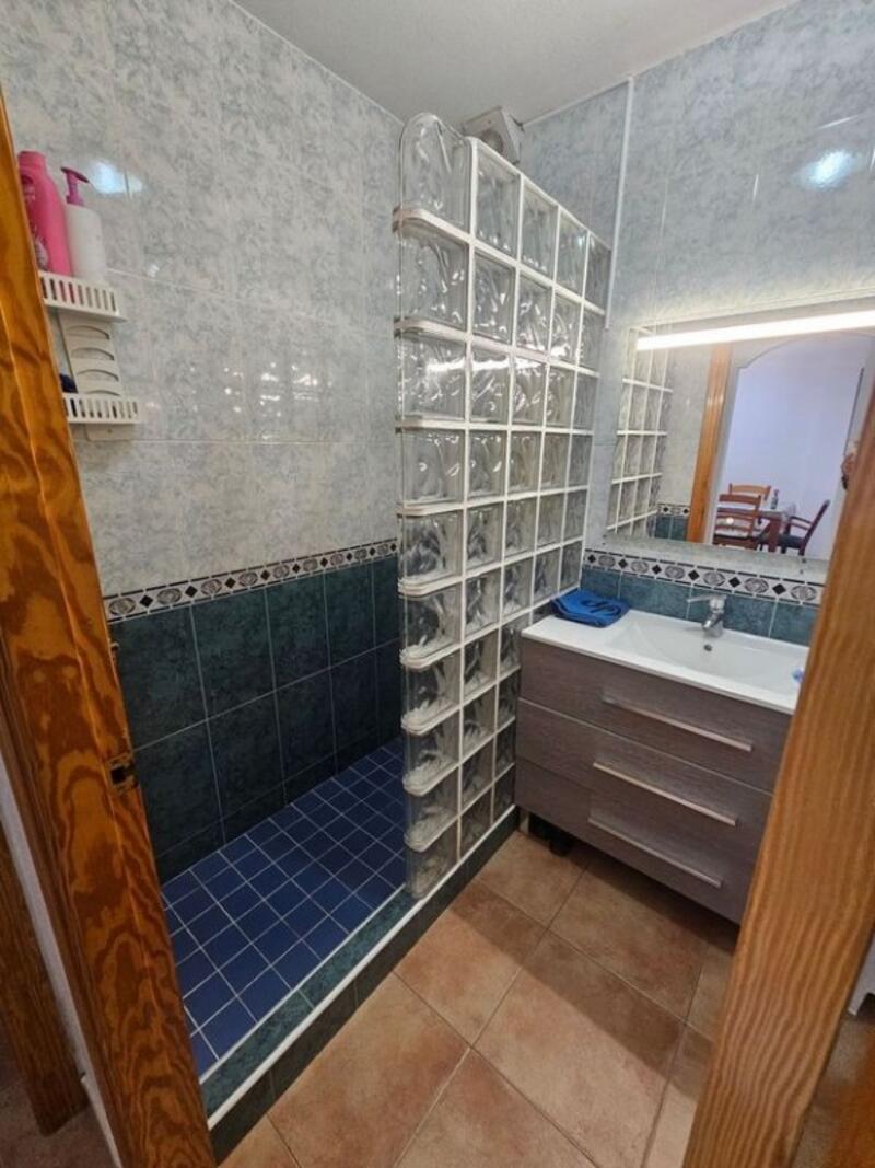 5 bedroom Townhouse for sale