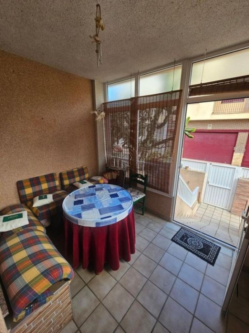 5 bedroom Townhouse for sale